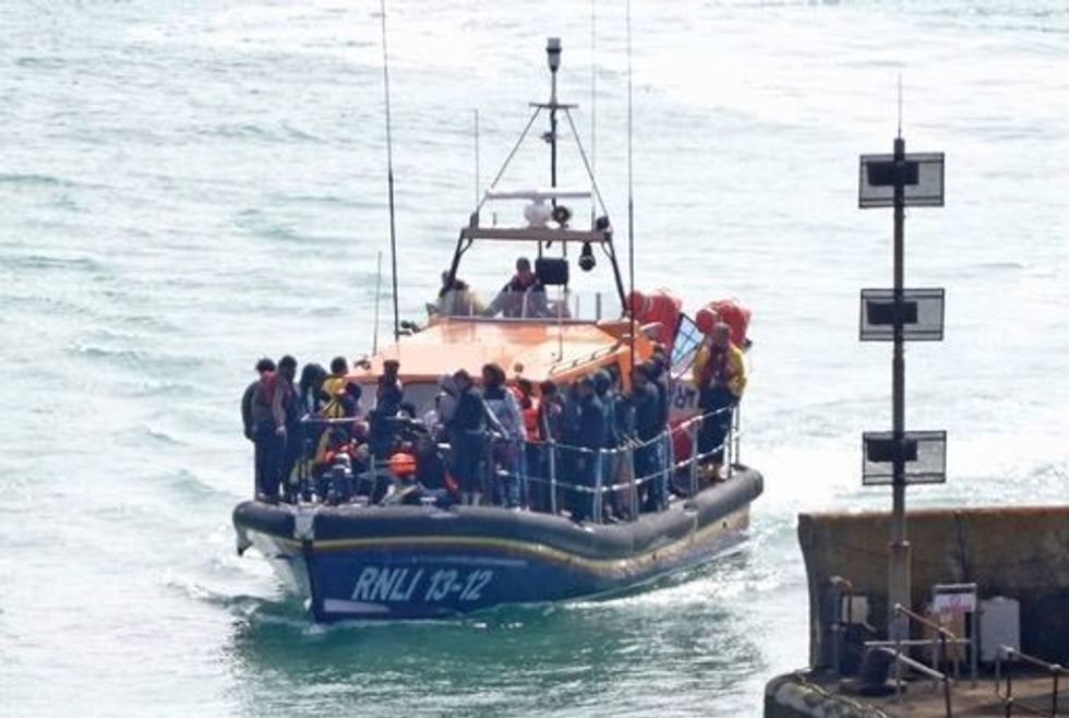 Migrants immigration UK