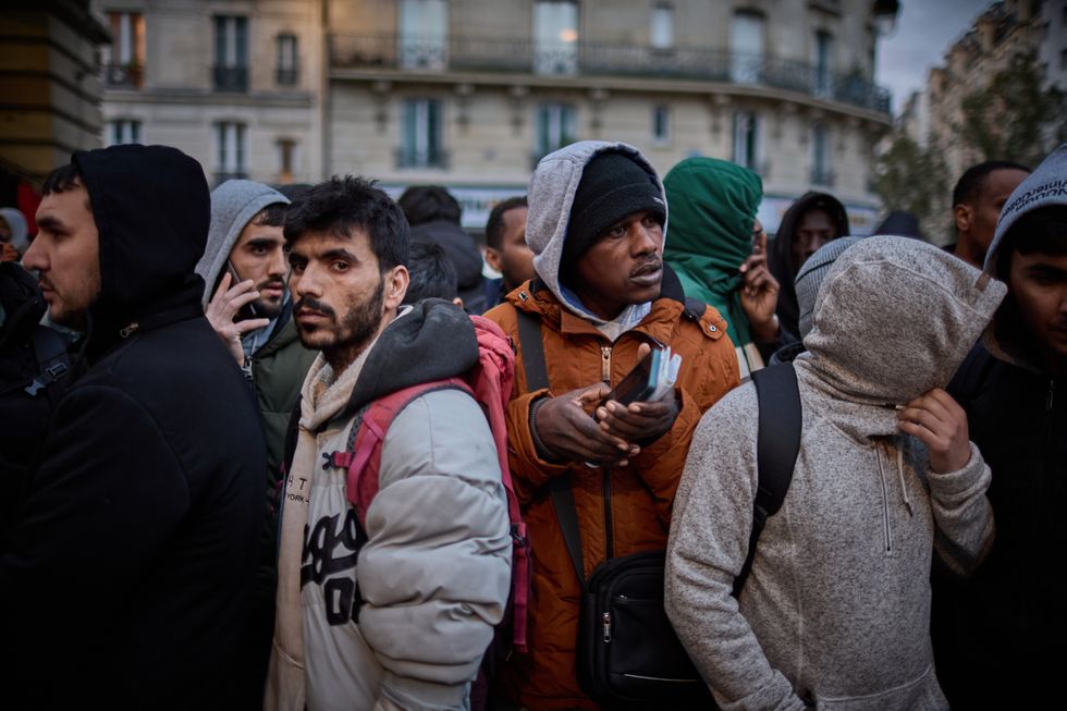 Migrantes em Paris
