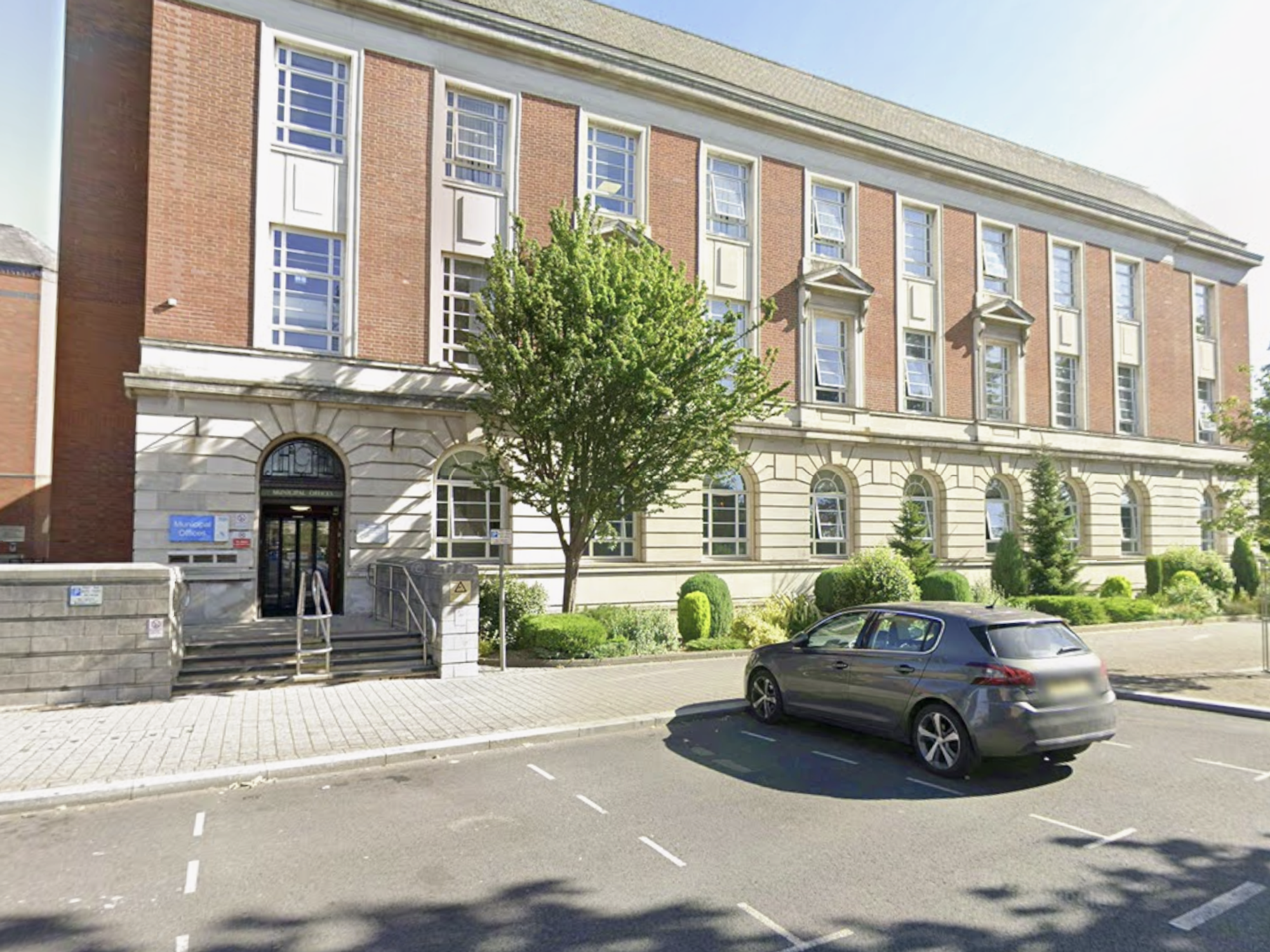 Mike Barley is at war with North East Lincolnshire Council