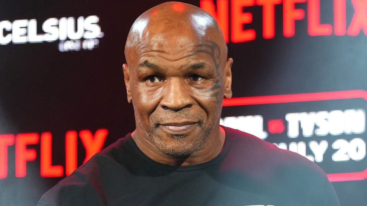 Mike Tyson boxing