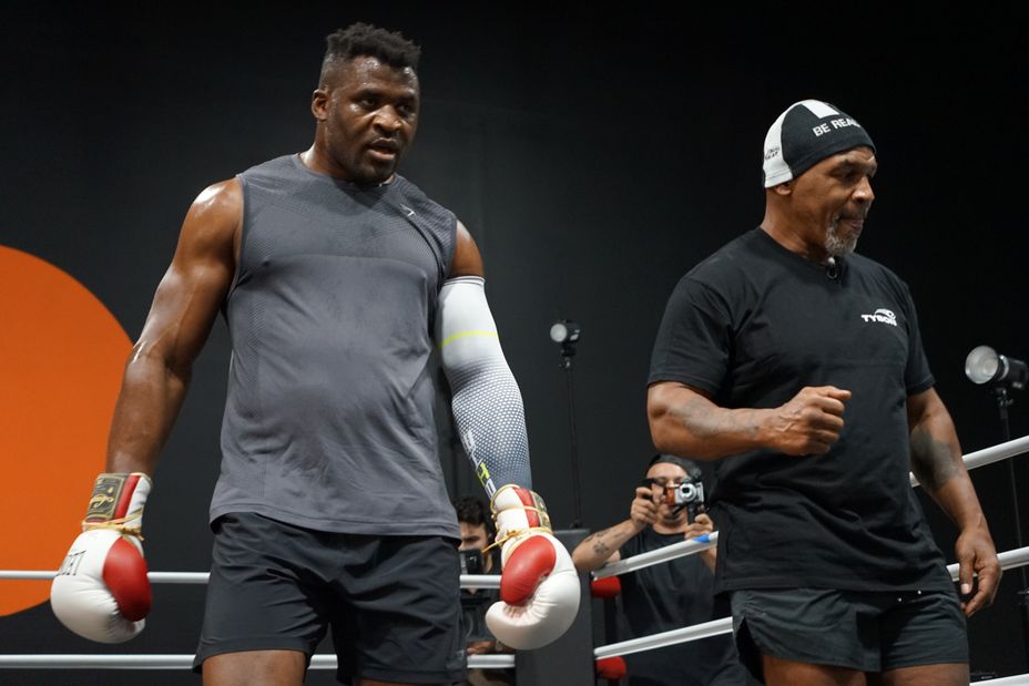 Mike Tyson Francis Ngannou