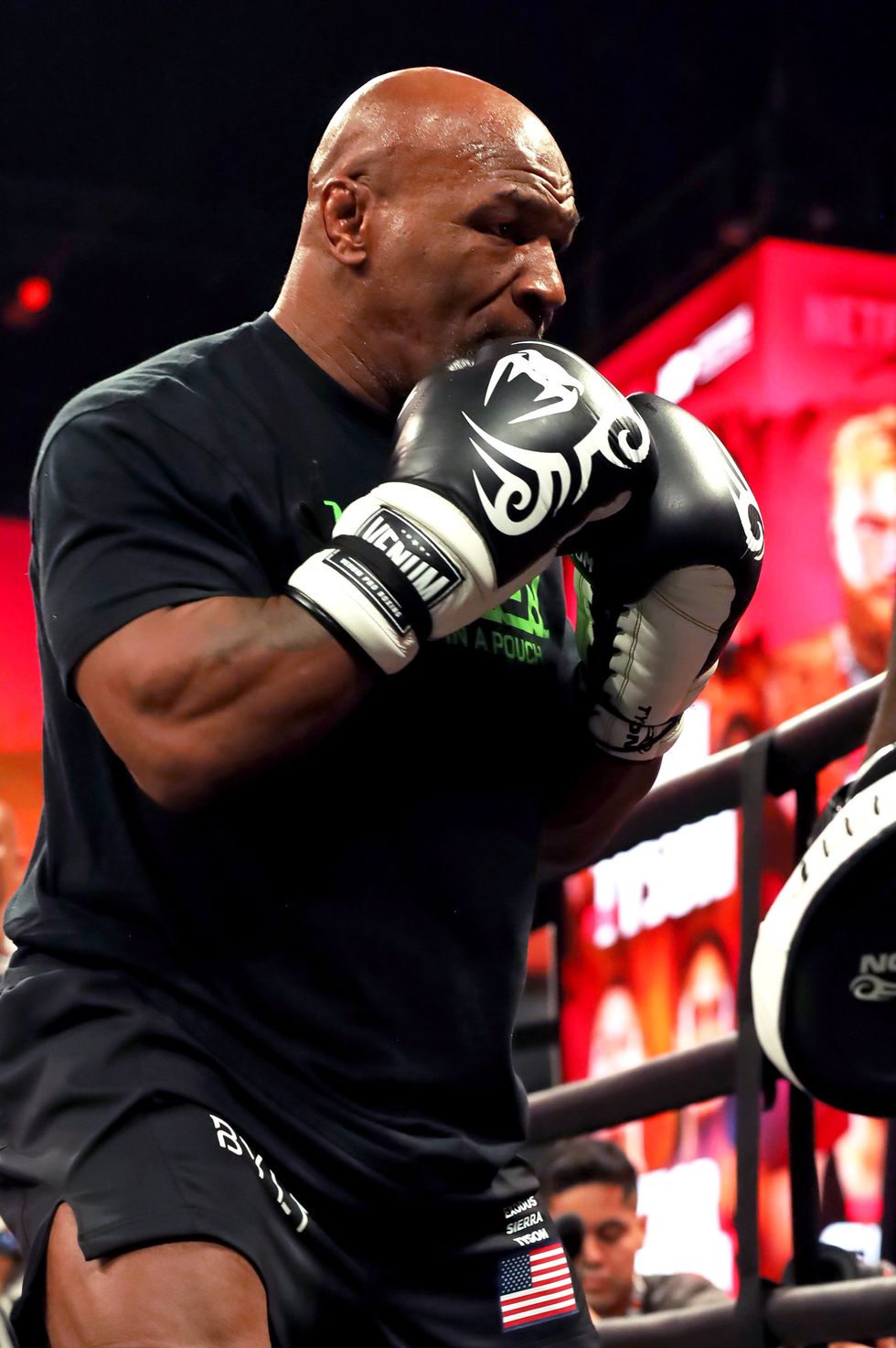Mike tyson v jake paul what time does it start