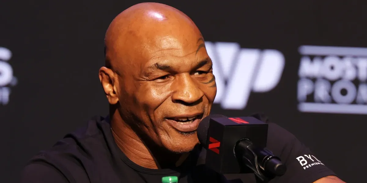 NextImg:Mike Tyson left garbage man 'convulsing on the floor' for bizarre reason