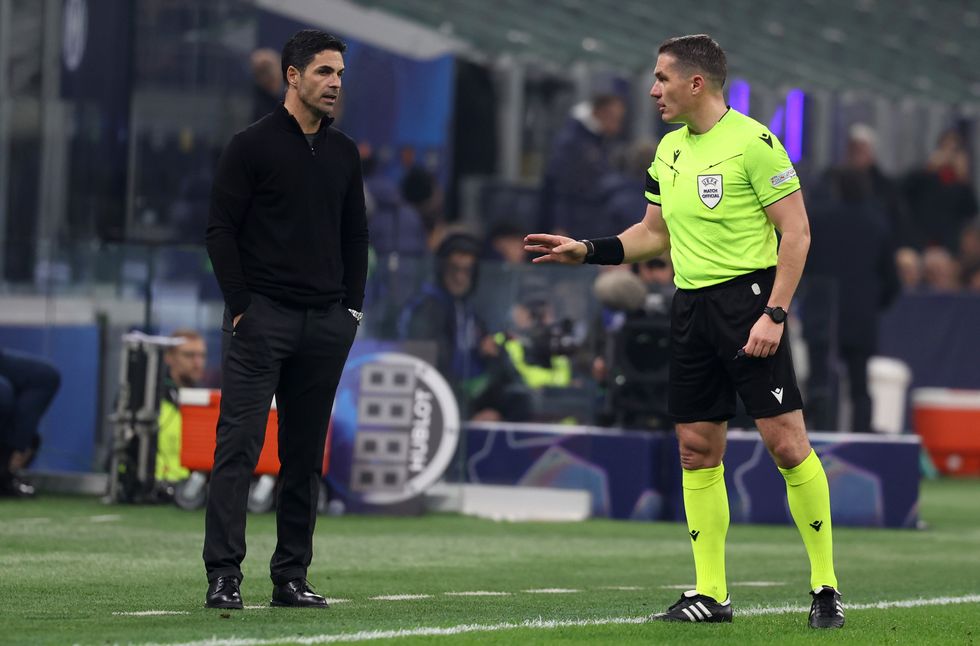 Mikel Arteta was not happy with the official
