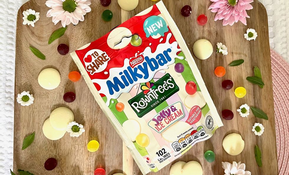Milkybar Jelly & Ice Cream sharing bag