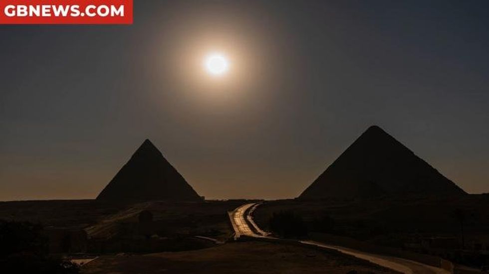 Tutankhamun's tomb at risk of COLLAPSE as major fracture opens up across the ceiling