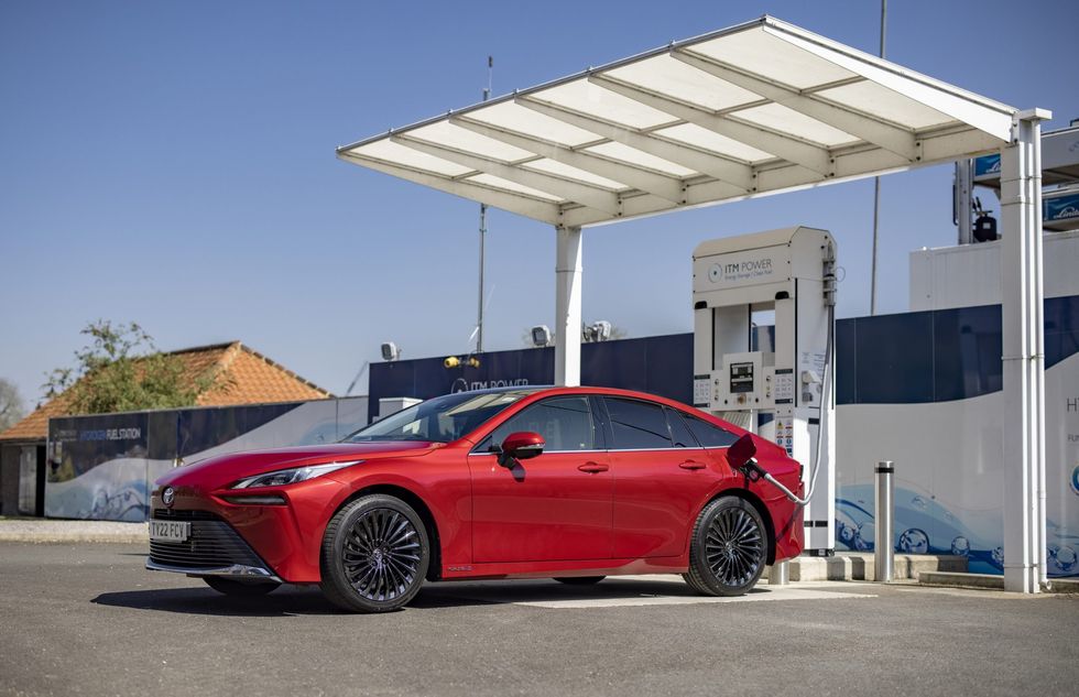 Mirai car filling up at station