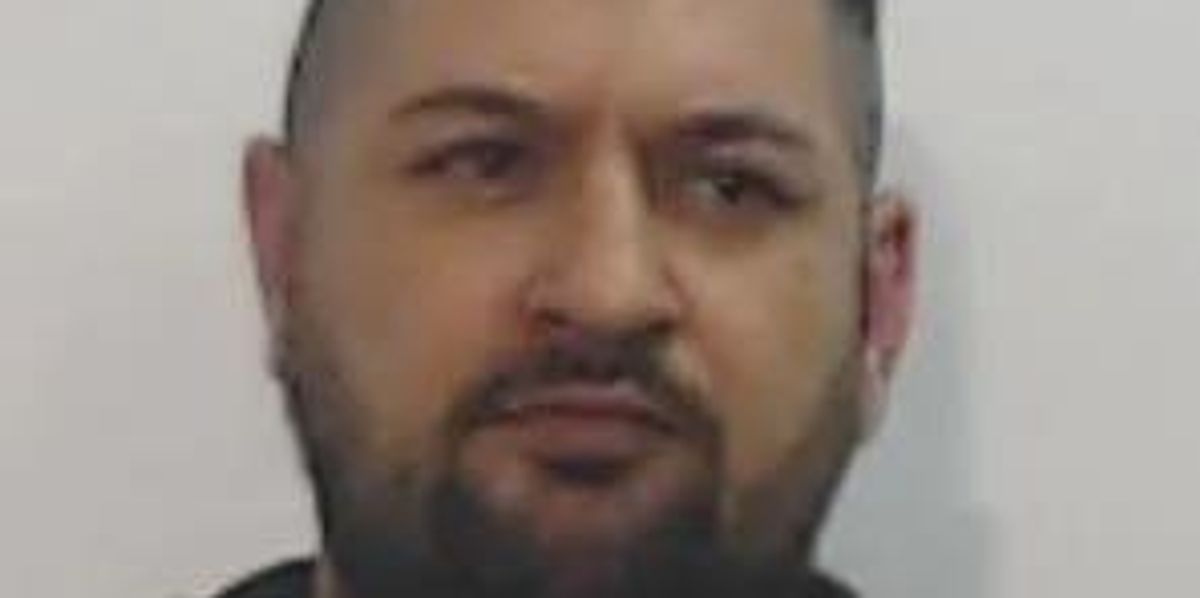 Grooming gangs boss, Mircea Marian Cumpanasoiu, offered £1,500 to return to Romania despite awaiting trial for nearly a dozen rapes Grooming gangs boss, Mircea Marian Cumpanasoiu, offered £1,500 to return to Romania despite awaiting trial for nearly a dozen rapes