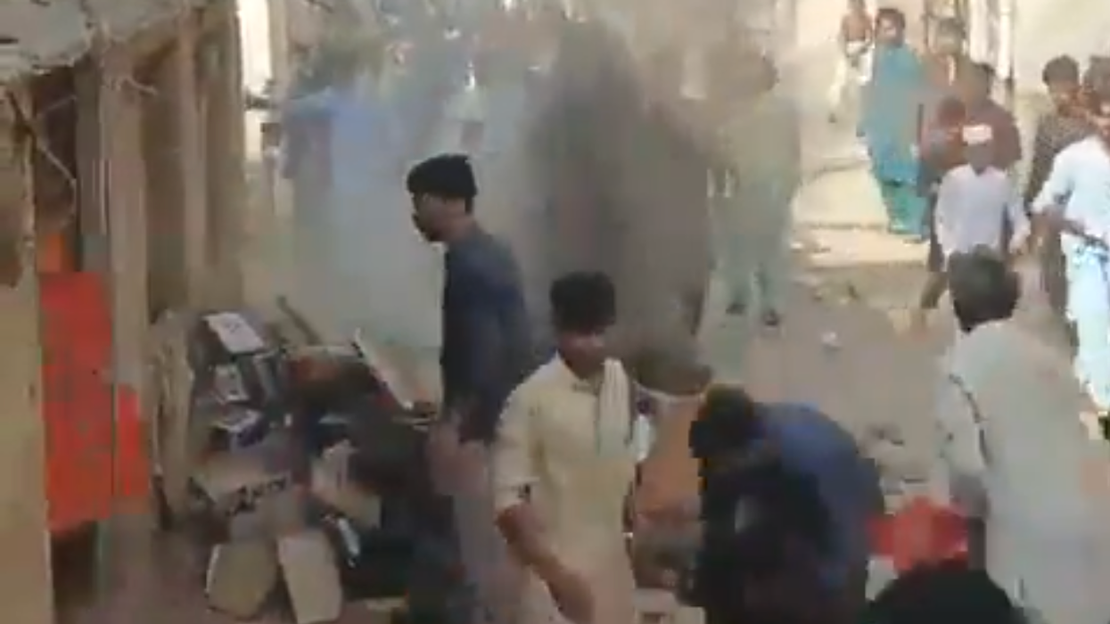 Mob in Pakistan