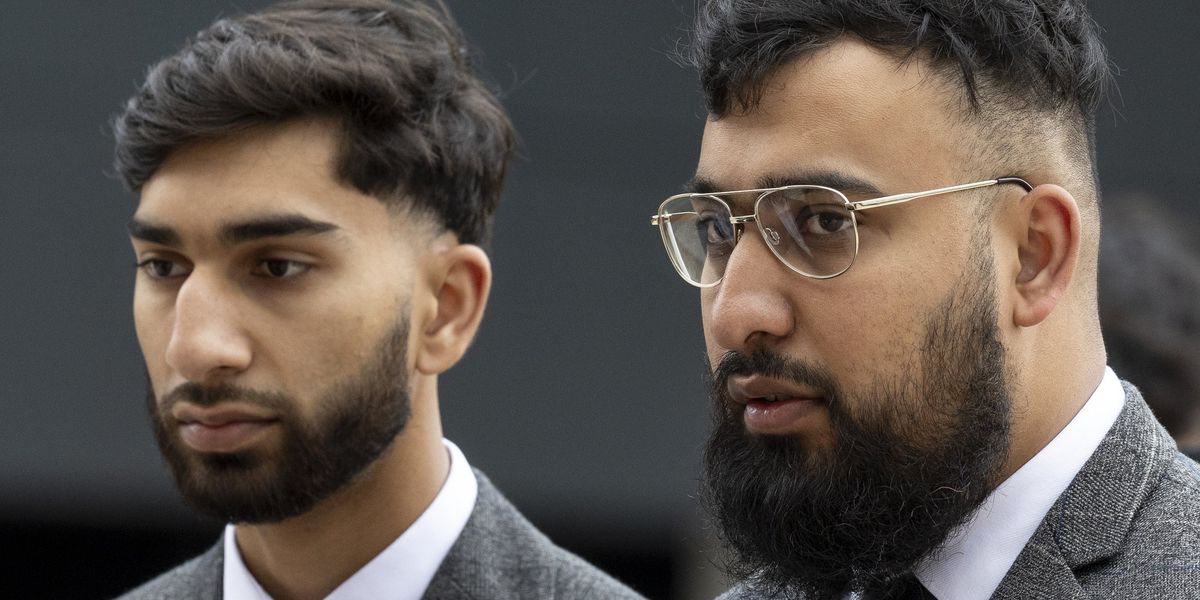 Jury retires in trial of brothers accused of assaulting police officer Jury retires in trial of brothers accused of assaulting police officer