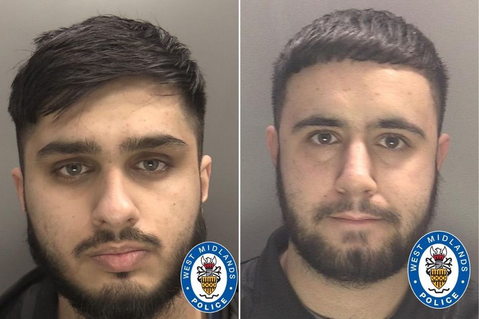 Mohammed Haydar (E) e Mohammed Khan (R)