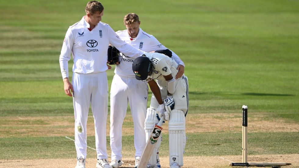 Mohammed Siraj, Zak Crawley and Joe Root