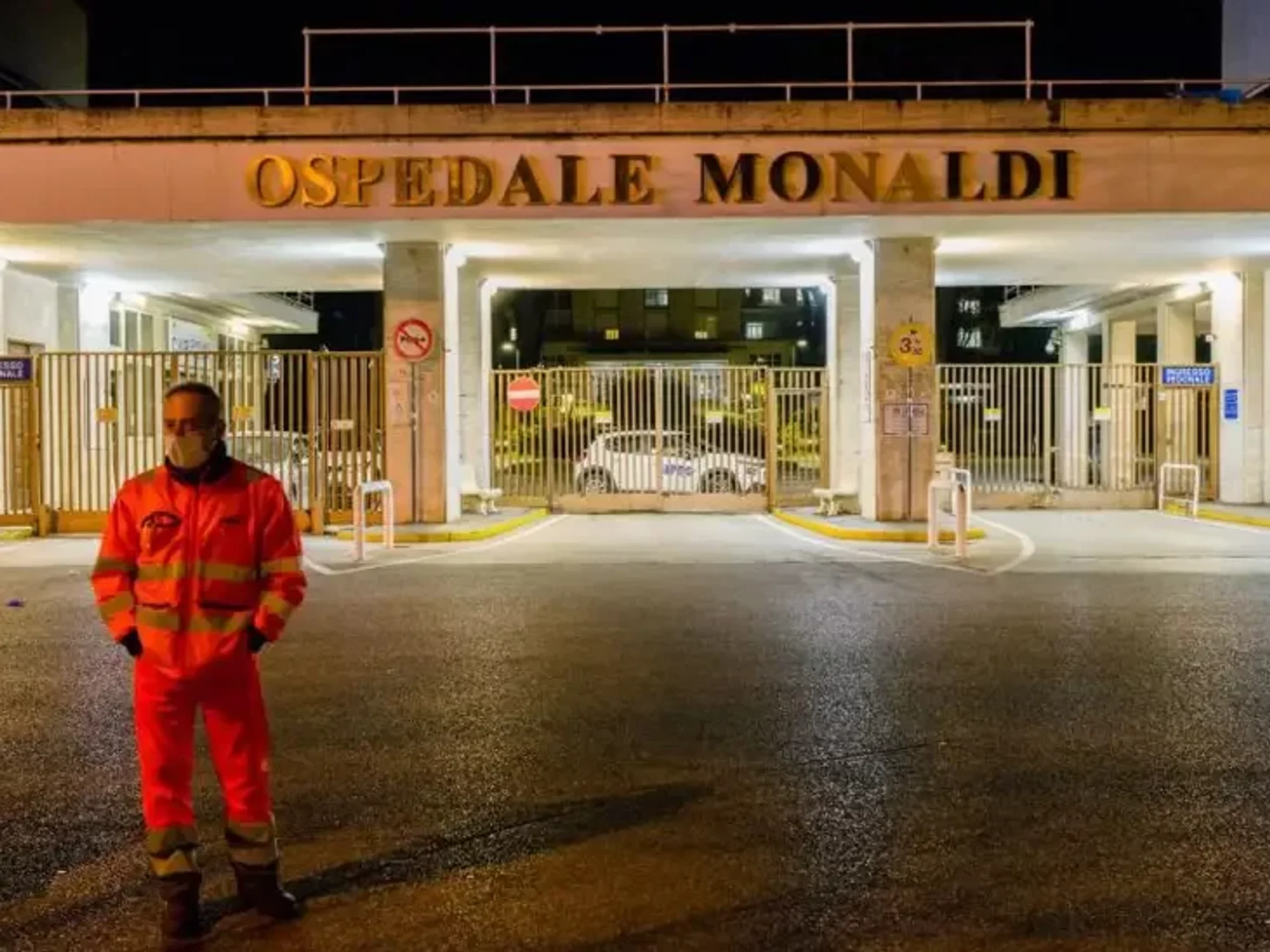 Monaldi hospital, Naples