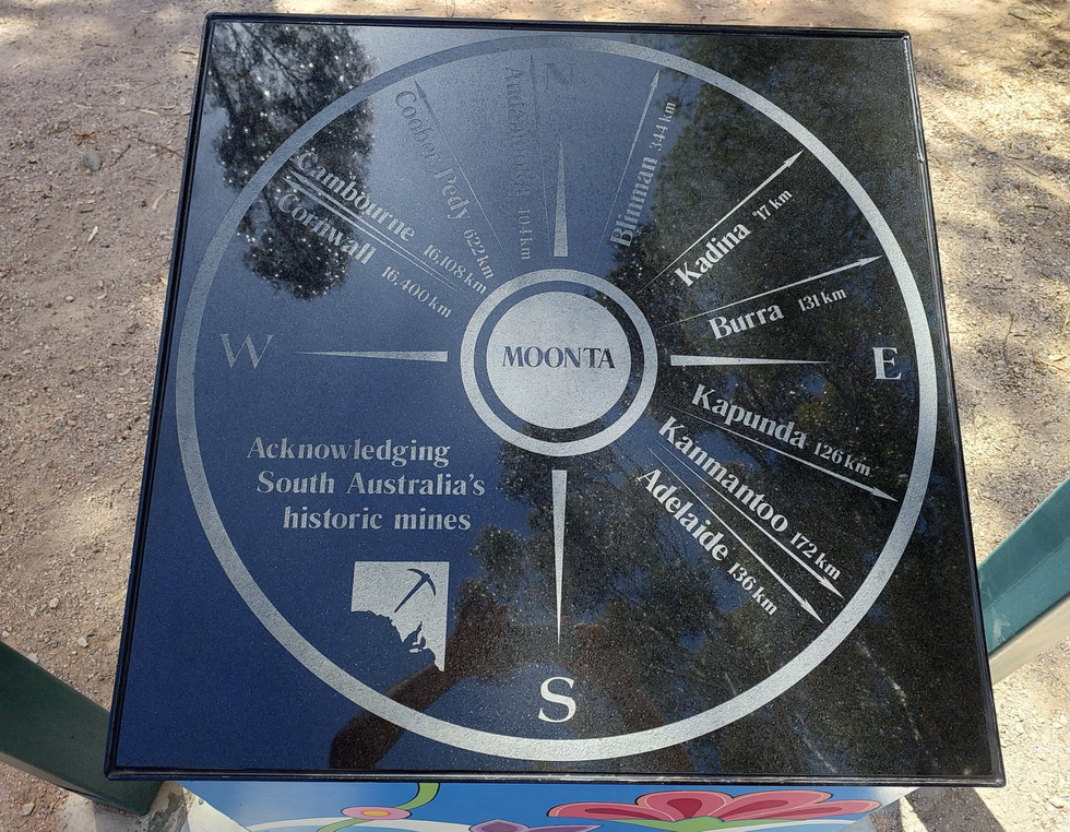 Moonta Lions Club sundial