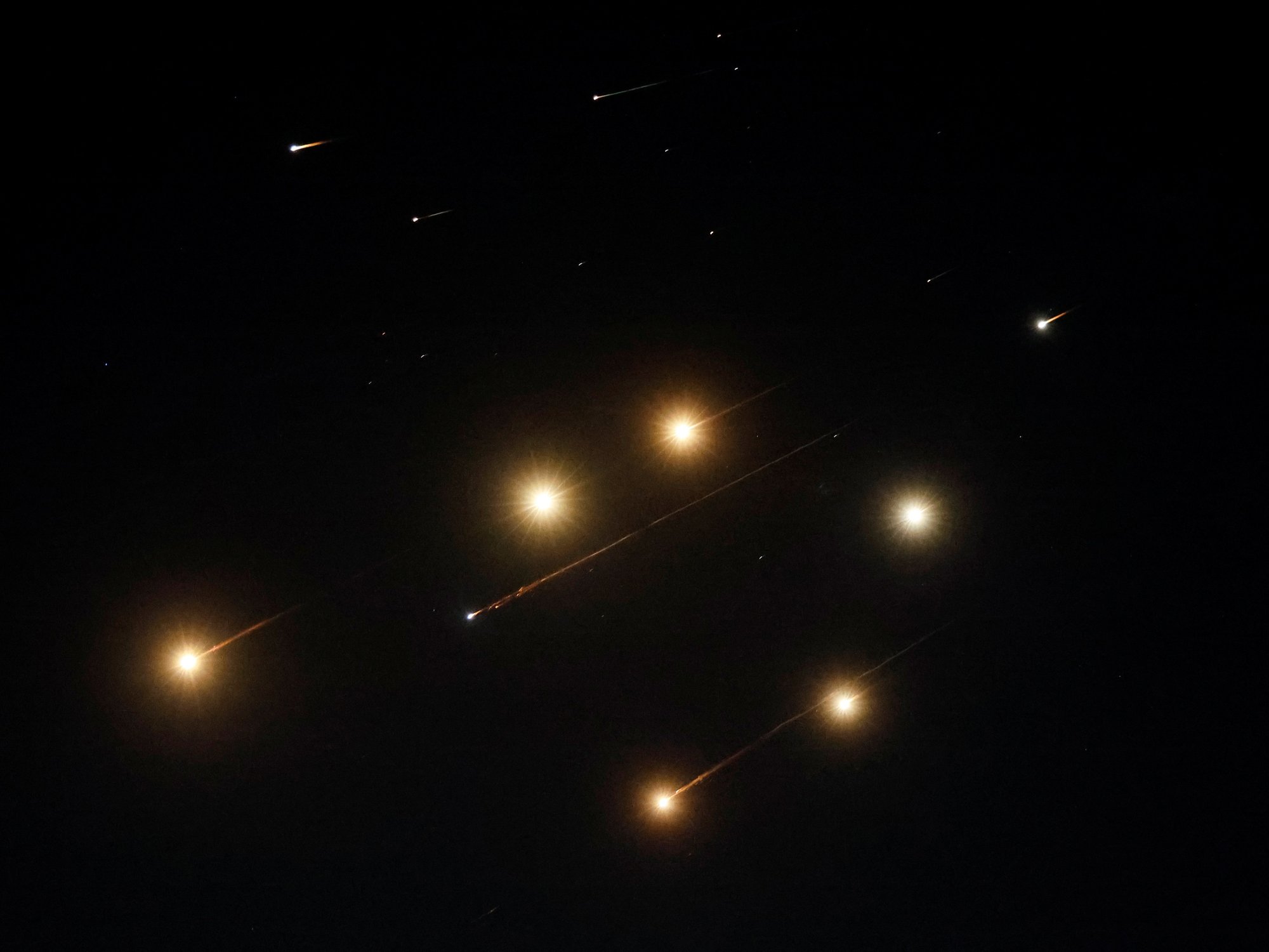 More Iranian missiles head towards Israel, as seen from Tubas