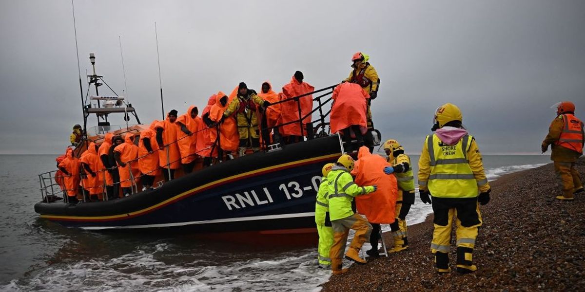 NextImg:Home Office admits thousands of asylum seekers missing in Britain and officials have no idea where they are
