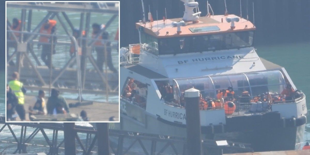NextImg:Migrant crisis: Another 200 migrants arrive in Britain in 6th straight day of illegal Channel crossings