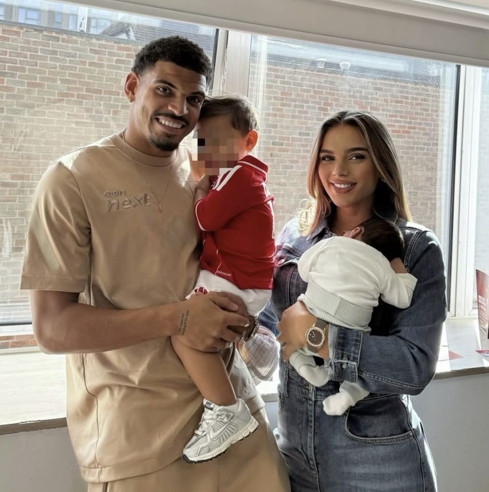 Morgan Gibbs-White resides in a \u00a3700,000 property with fianc\u00e9e Britney De Villiers