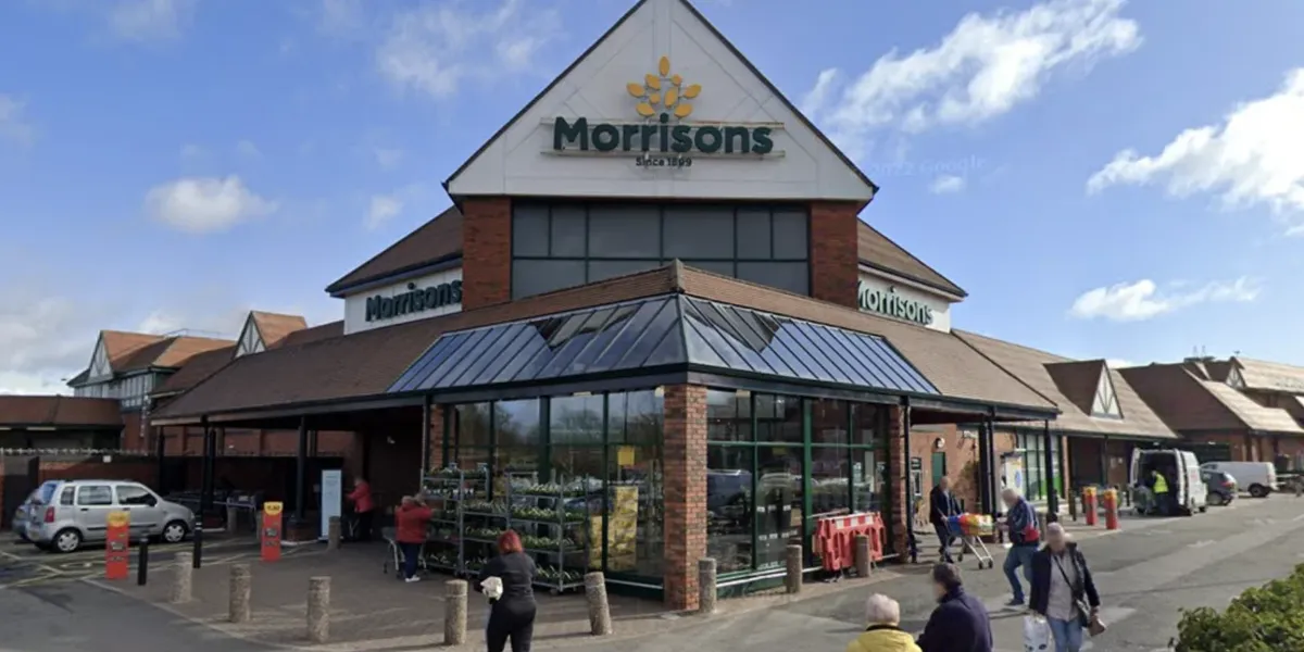 Morrisons manager sacked after 29 years for tackling ‘aggressive’ shoplifter who ‘spat at him’ Morrisons manager sacked after 29 years for tackling ‘aggressive’ shoplifter who ‘spat at him’
