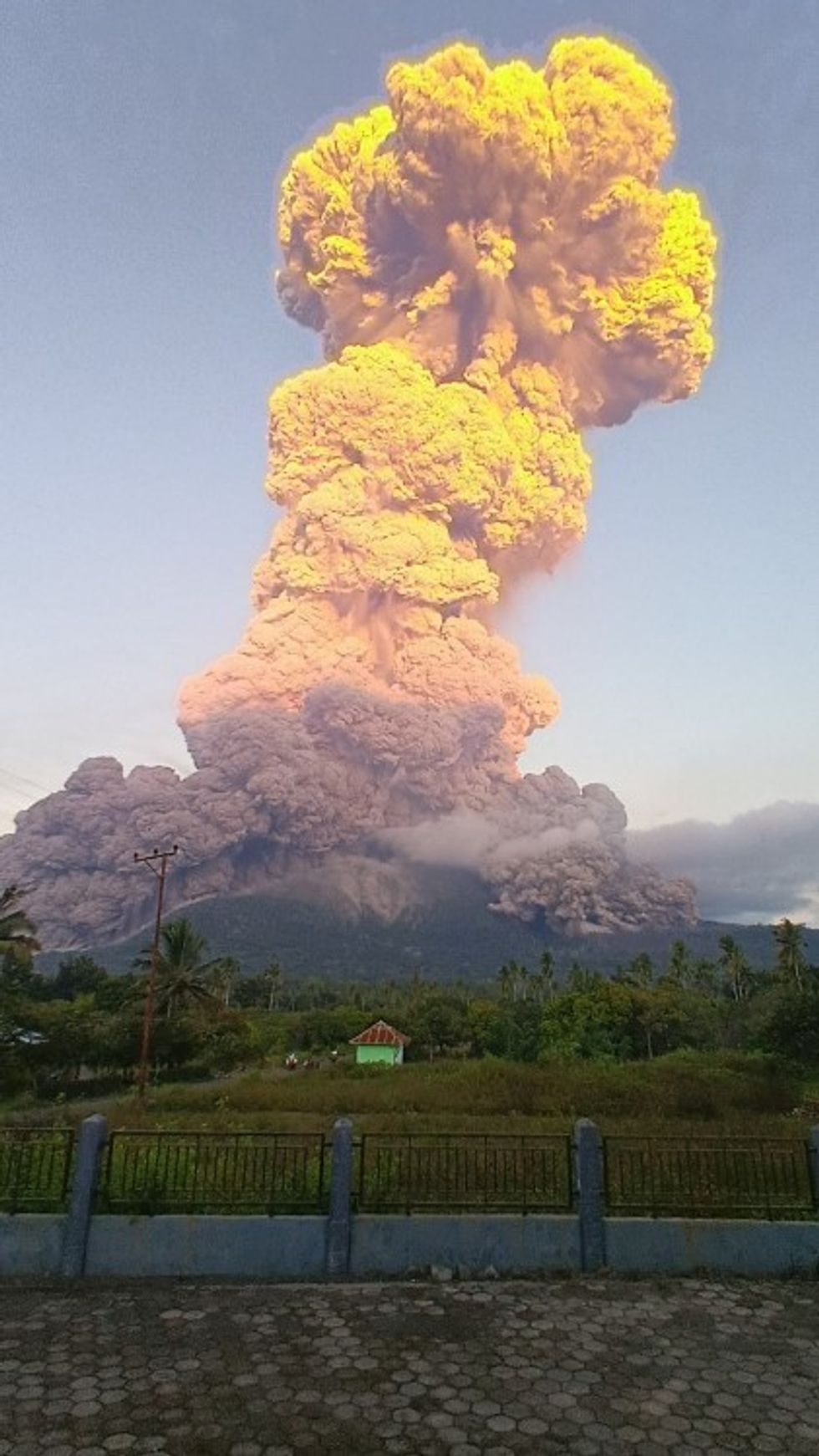Mount Lewotobi Laki-laki