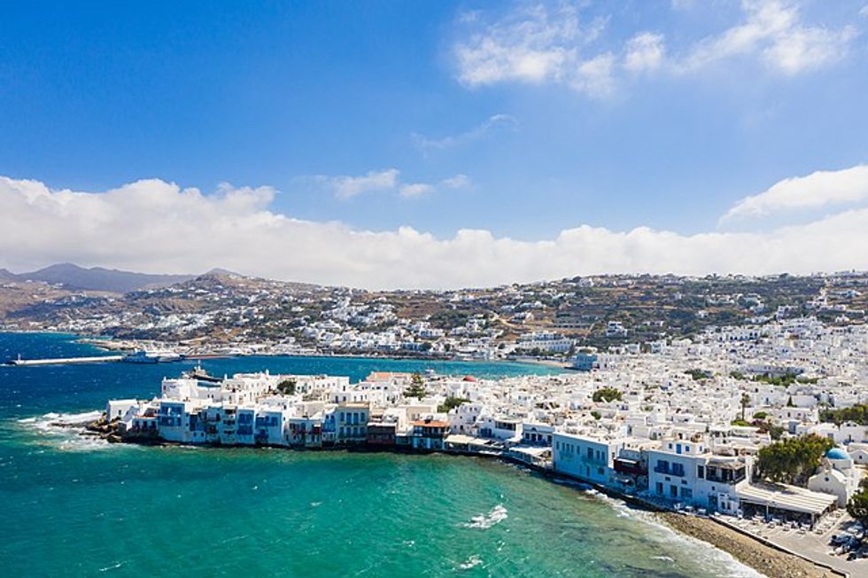Mr Fenton was reportedly travelling from Myknonos and Athens