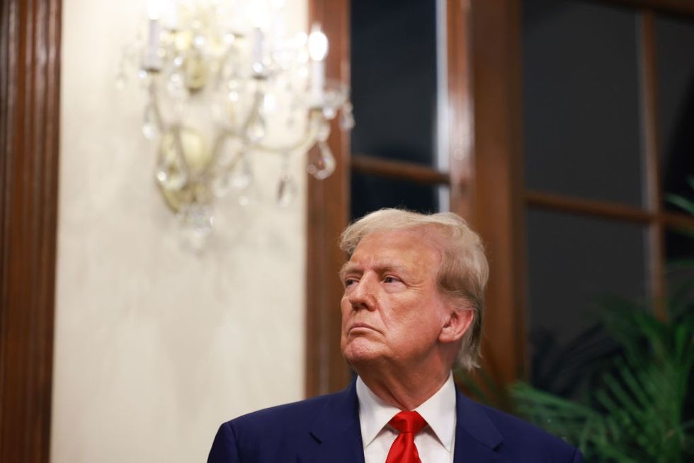 Pan Trump navštěvuje mezinárodní golfový klub Trump