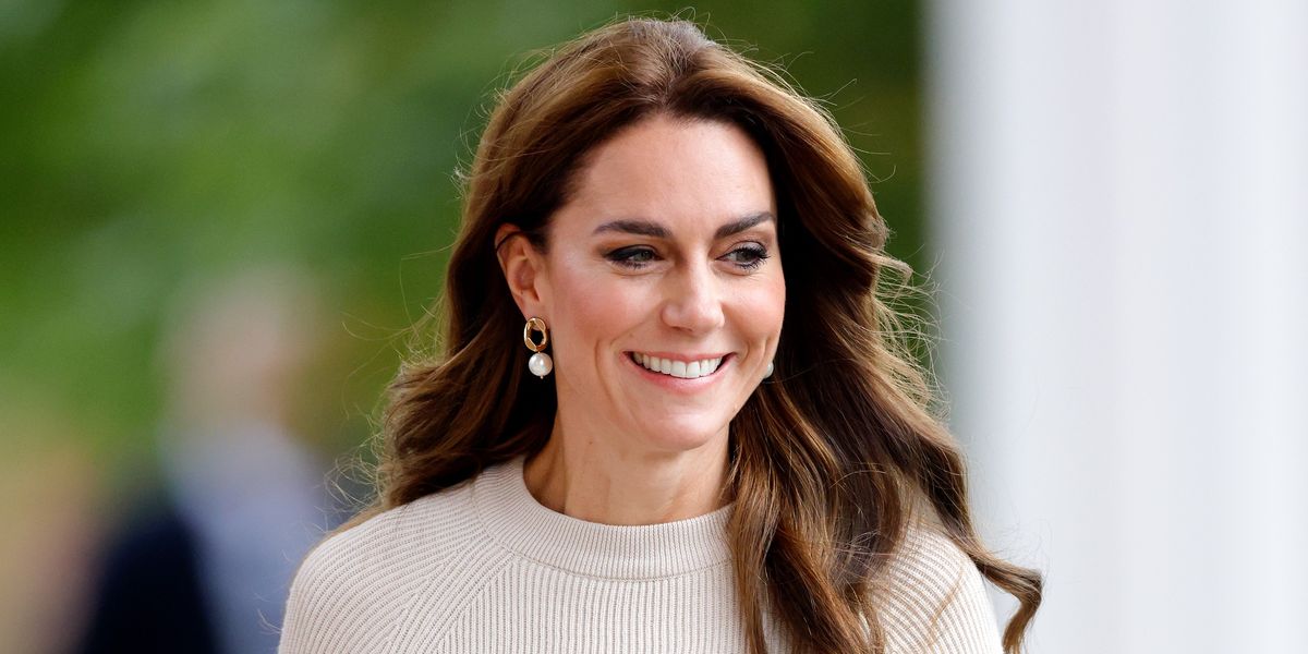 Kate Middleton 'making sincere effort' to work as she remains in hospital