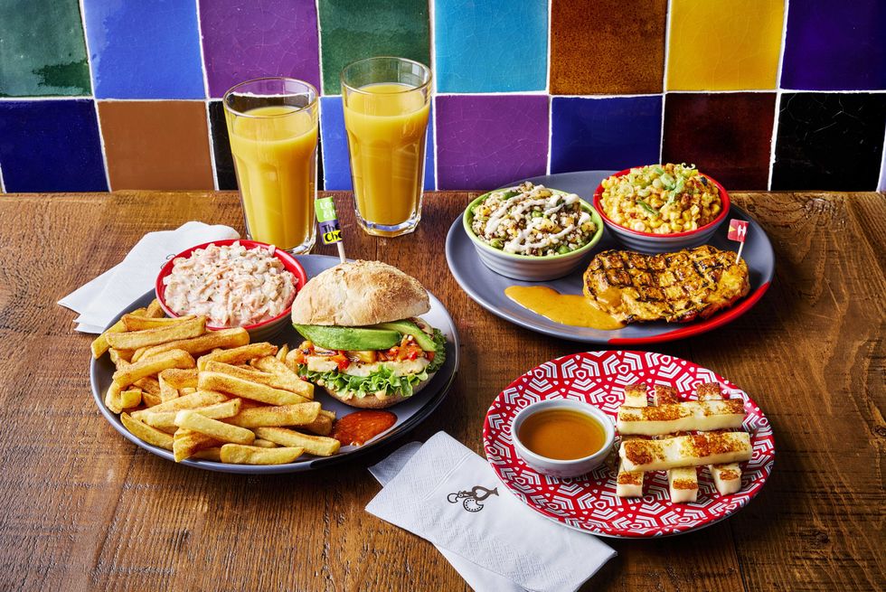 Nando's drinks, burgers, sides