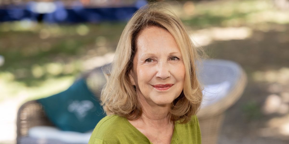 Downton Abbey star dies aged 77 after battle with dementia Downton Abbey star dies aged 77 after battle with dementia