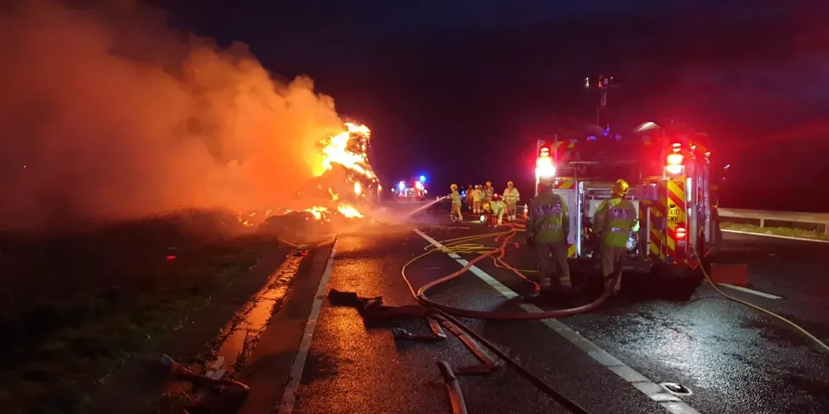 Drivers face traffic nightmare as ‘police-led incident’ forces major motorway closure Drivers face traffic nightmare as ‘police-led incident’ forces major motorway closure