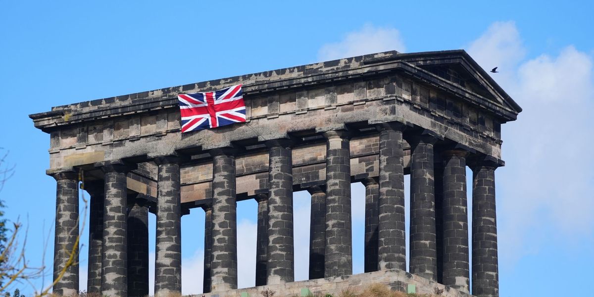 NextImg:National Trust orders Union Jack be stripped from historic building