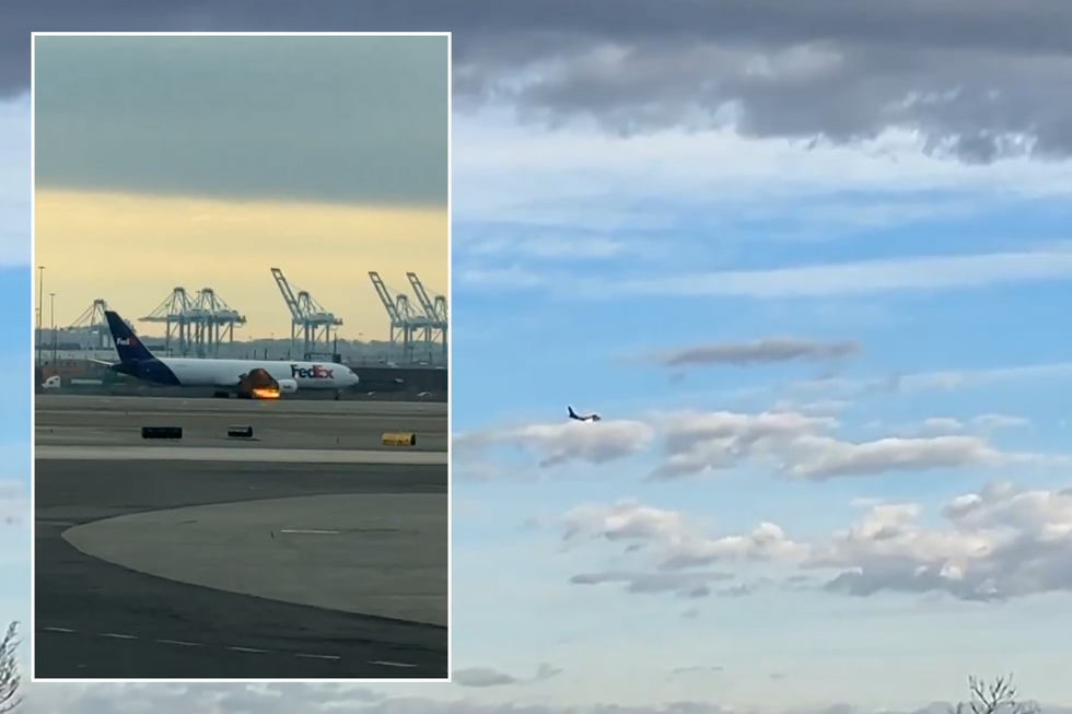 Newark Airport FedEx plane fire