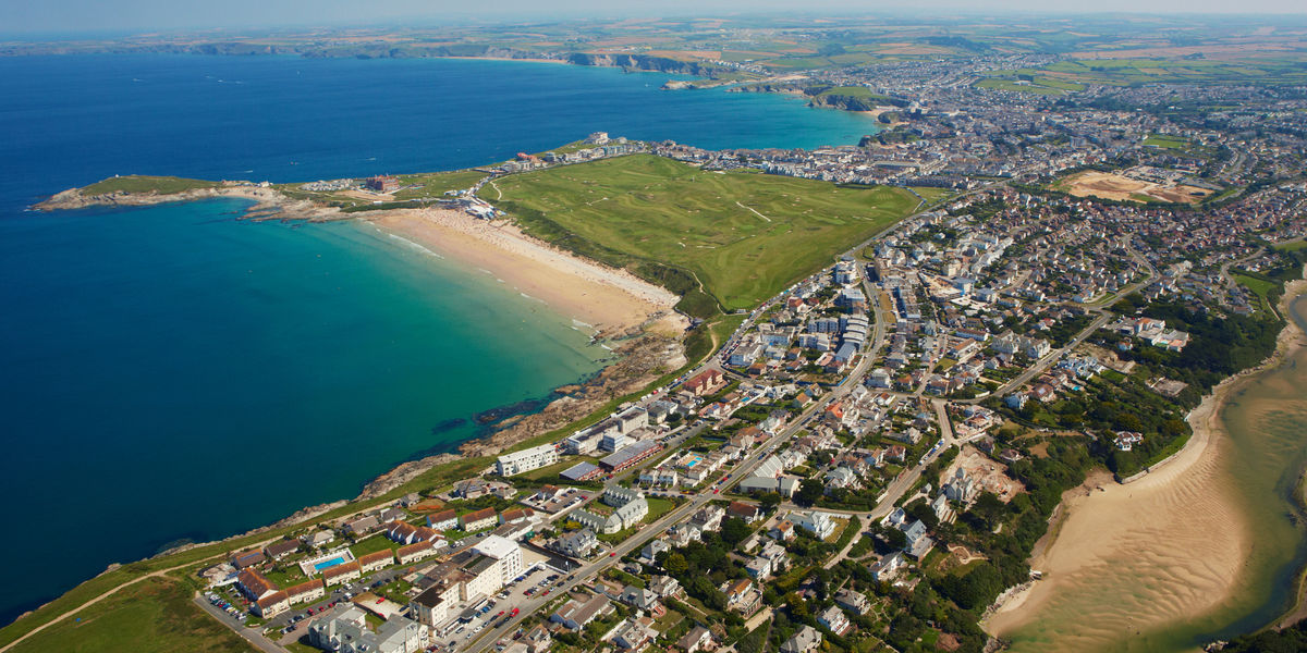 NextImg:Beautiful British seaside town using walkie-talkies to clamp down on boozy visitors