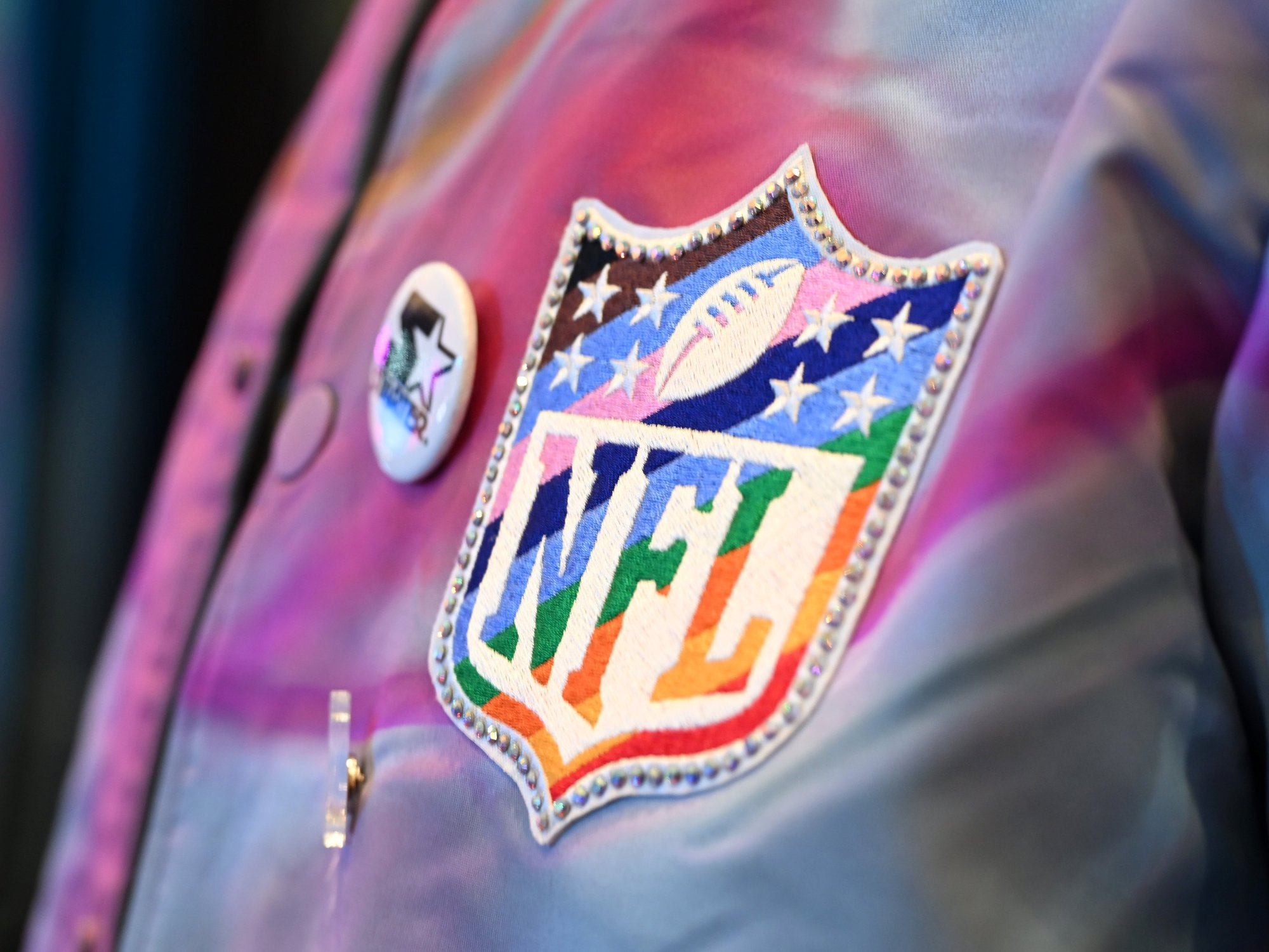 NFL Pride logo