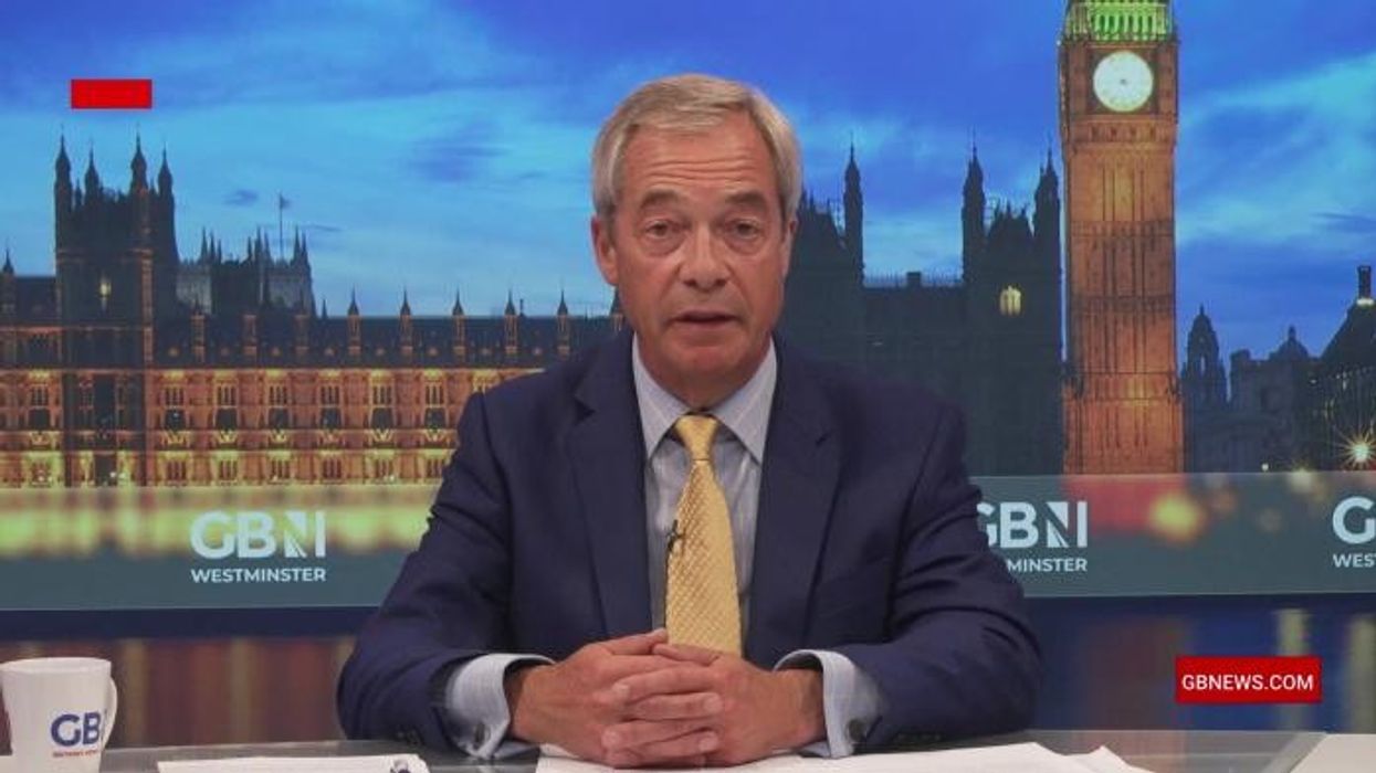 ‘Pretty bloomin’ angry!’ Nigel Farage blasts Essex Police for giving mask-clad pro-migrant protesters ‘red carpet treatment’ in Epping