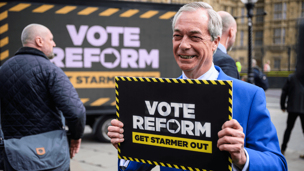 Nigel Farage insultou Sir Keir Starmer no Dia de São Jorge