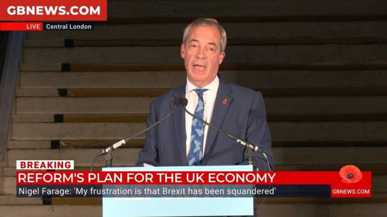 Politics LIVE: Nigel Farage says 'economic collapse' to spark election as he sets out tax plans