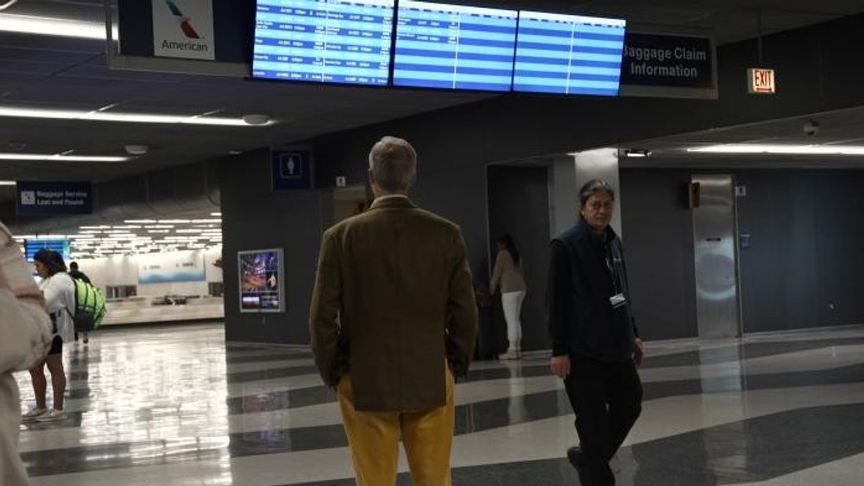 Nigel Farage’s US nightmare: GB News star RAGES at flight cancellation as hellish blizzard takes hold of Iowa - ‘NOT funny!’