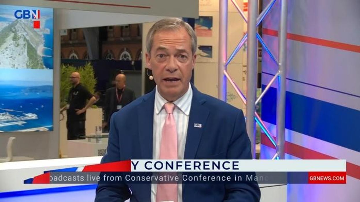‘BIG spend, BIG deficit, BIG tax, HUGE immigration’ Farage on why Tories may as well be Labour