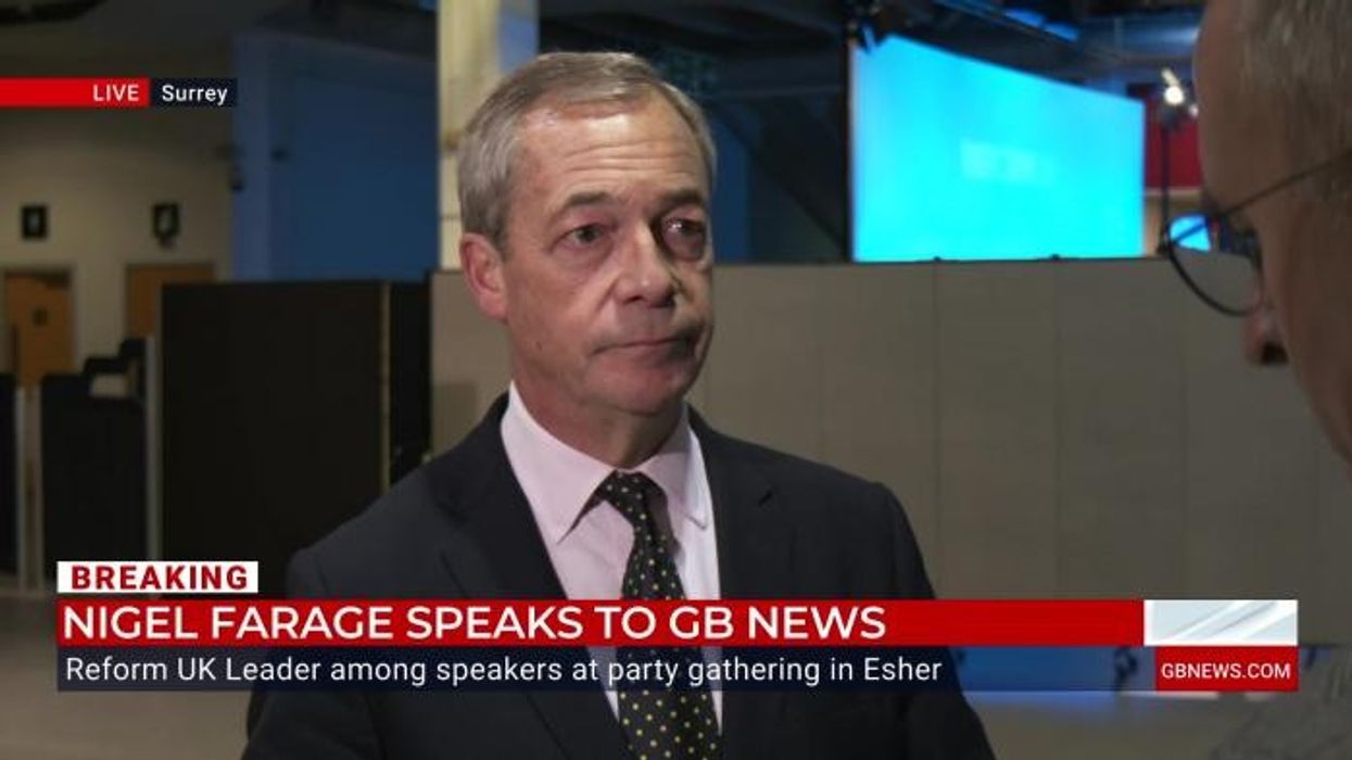 Nigel Farage refuses to back down over Tommy Robinson amid Reform UK divide: ‘Doesn’t suit us!’