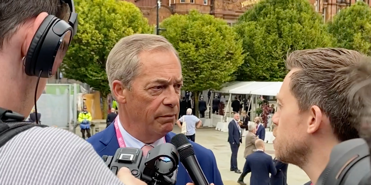 Nigel Farage brilliantly shuts down Owen Jones after journalist ambushes him at Tory conference