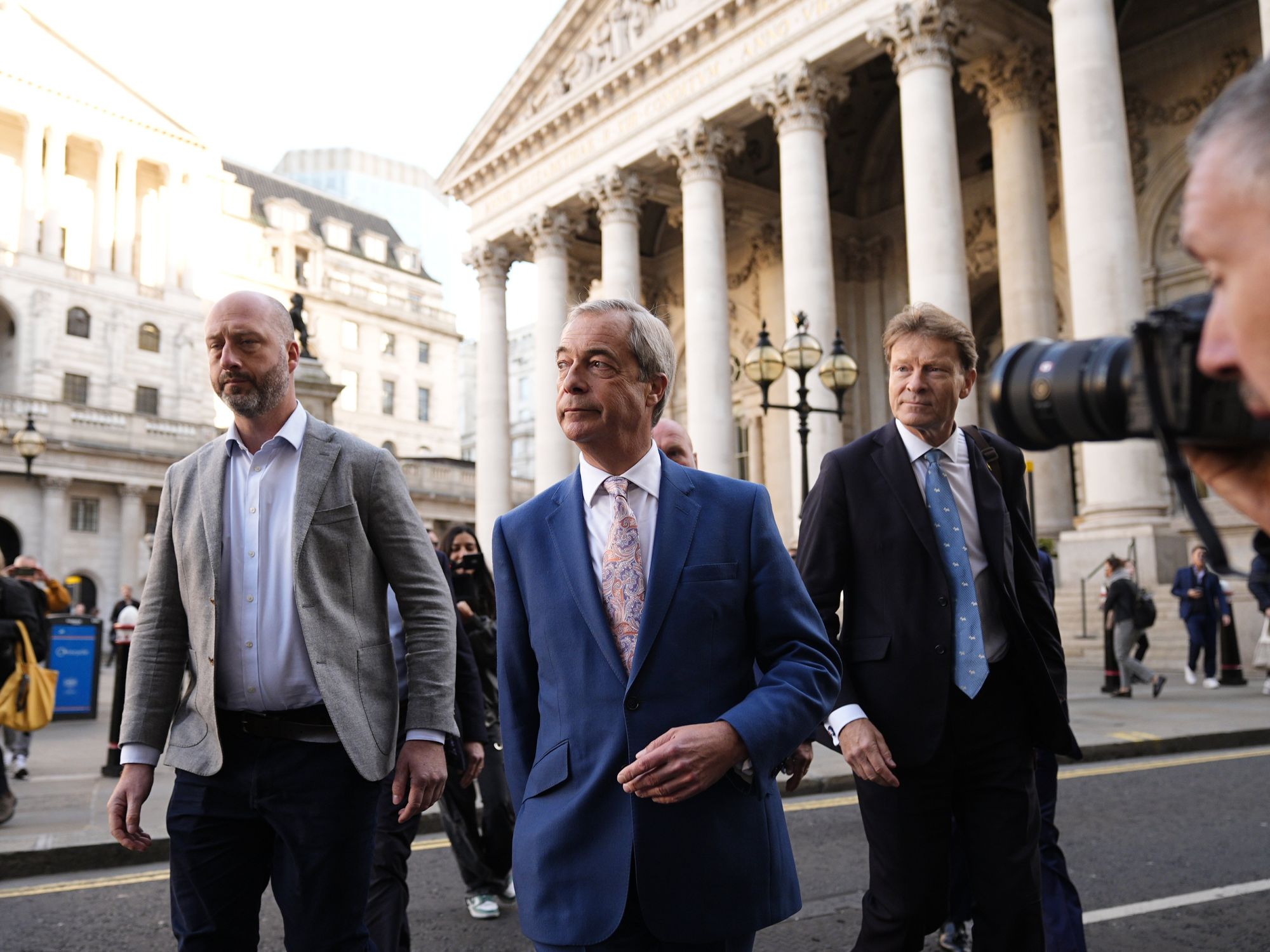 Debanking skyrockets to record high as nearly 500,000 accounts shut down in UK