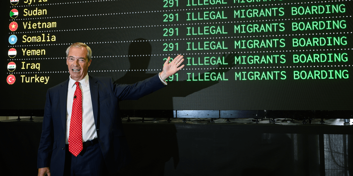 Reform UK pledges to deport 400,000 asylum seekers and ‘reverse the invasion of Britain’ Reform UK pledges to deport 400,000 asylum seekers and ‘reverse the invasion of Britain’