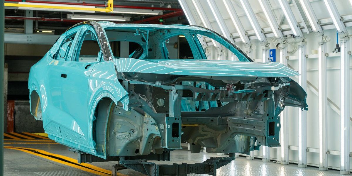 Nissan starts new Leaf car production in flagship UK factory backing EVs and securing 6,000 jobs Nissan starts new Leaf car production in flagship UK factory backing EVs and securing 6,000 jobs