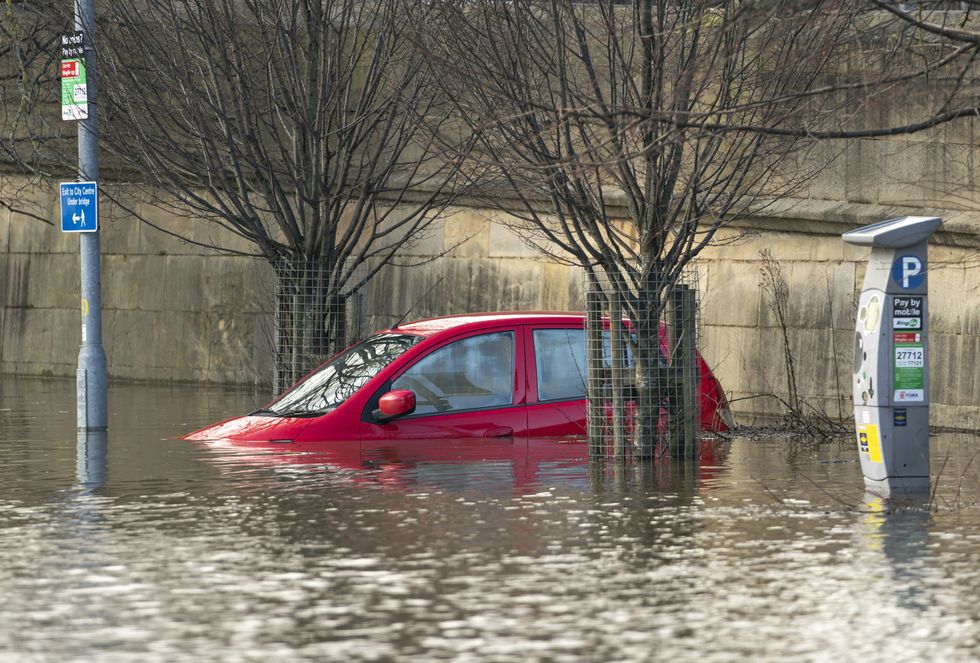 UK set to be smashed by heavy snow, gusty winds and significant flooding