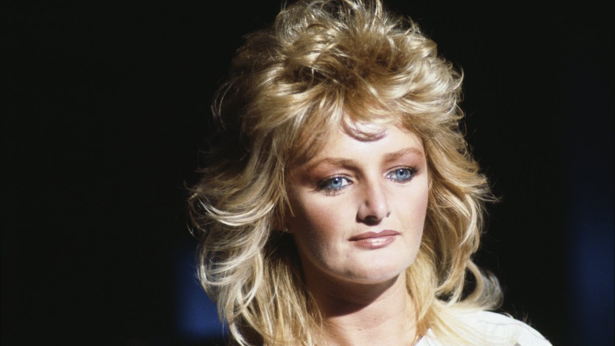 Bonnie Tyler in 'induced coma' following 74-year-old's hospital dash as condition worsens