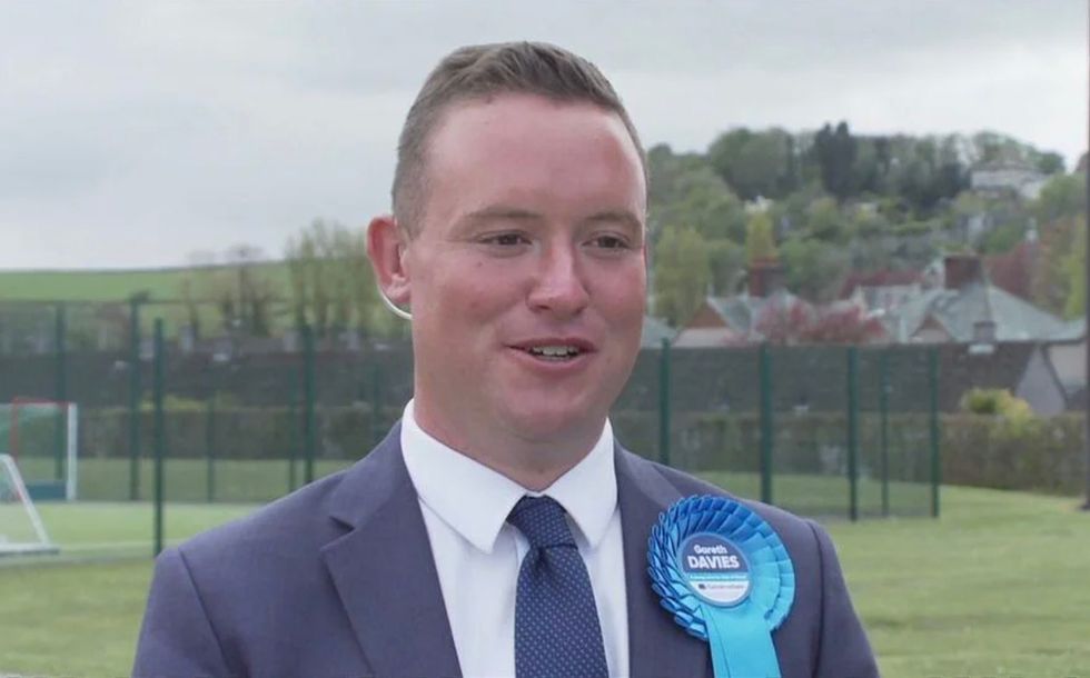 Vaccine passports in Wales get green light after Tory MS misses vote over tech issues