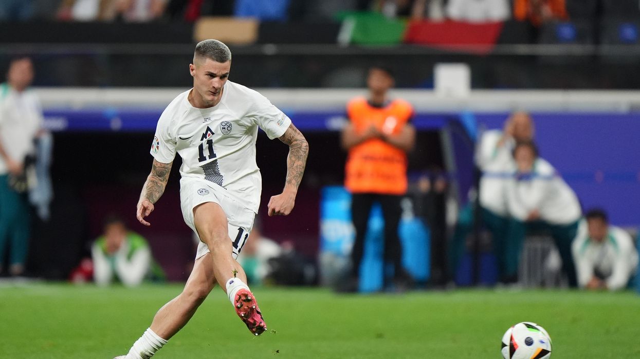 Arsenal transfer target sends message to Mikel Arteta amid three-way striker battle