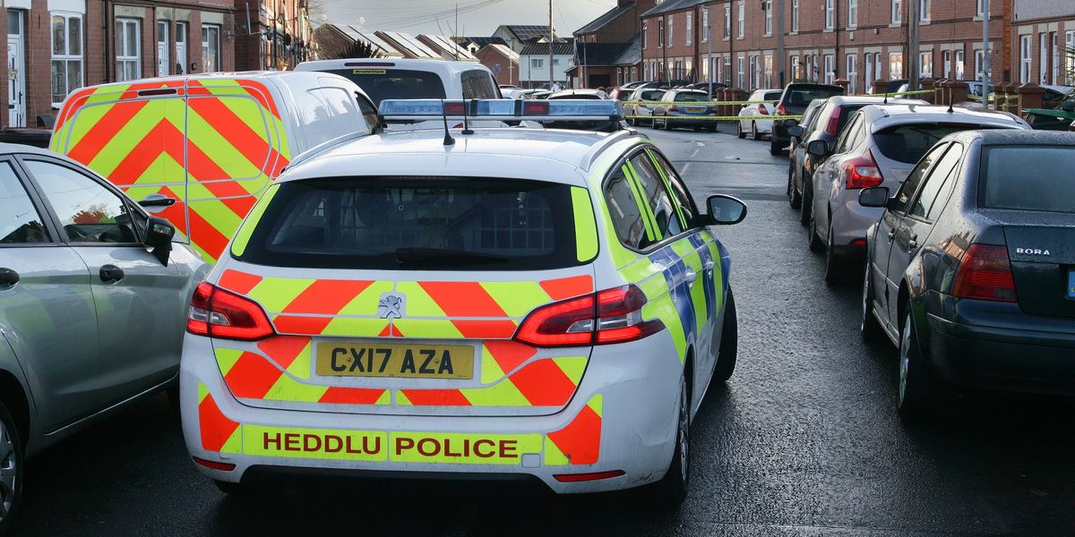 Neighbour row plea issued by police force after officers left irritated by repeat emergency call outs Neighbour row plea issued by police force after officers left irritated by repeat emergency call outs
