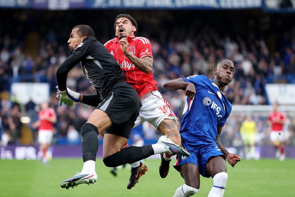 Nottingham Forest boss Vitor Pereira has provided an update on Morgan Gibbs-White after the midfielder was forced out of their 3-1 win over Chelsea at Stamford Bridge on Monday